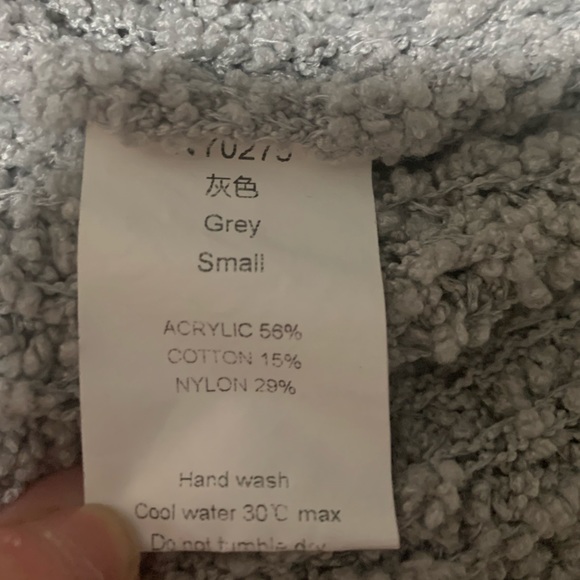 Amazon Brand OhDream Popcorn Sherpa Pullover Sweater - Picture 7 of 7